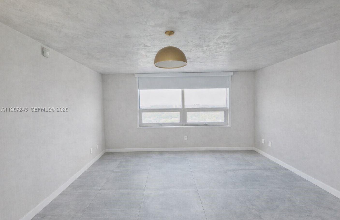 MIDBLOCK MIAMI CONDO - Residential