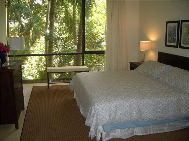 KEY COLONY CONDO #4 - Residential Lease