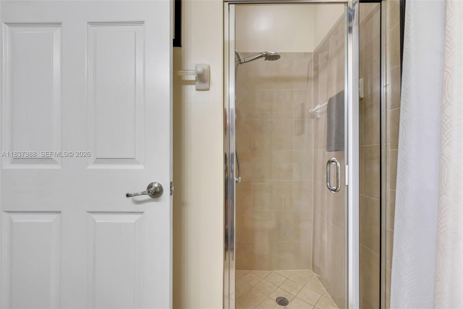 ENCLAVE AT BLACK POINT MA - Residential