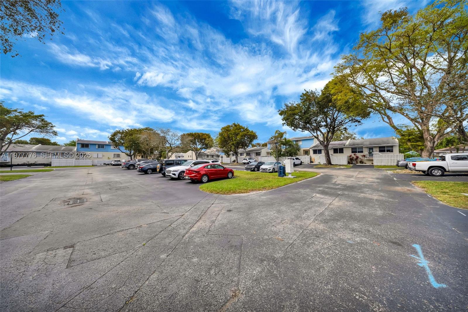 BLACK CREEK VILLAS - Residential