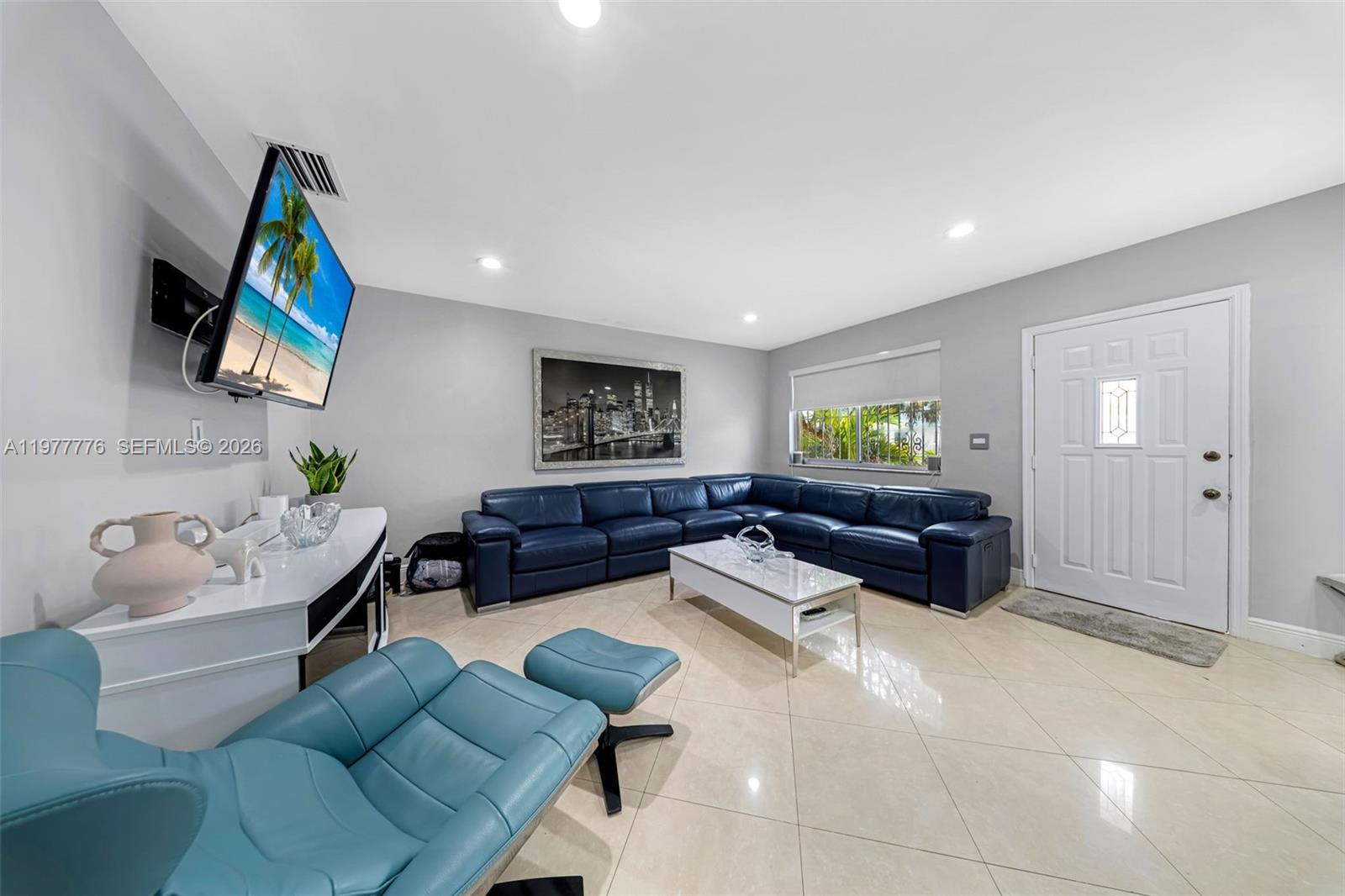 BLACK CREEK VILLAS - Residential