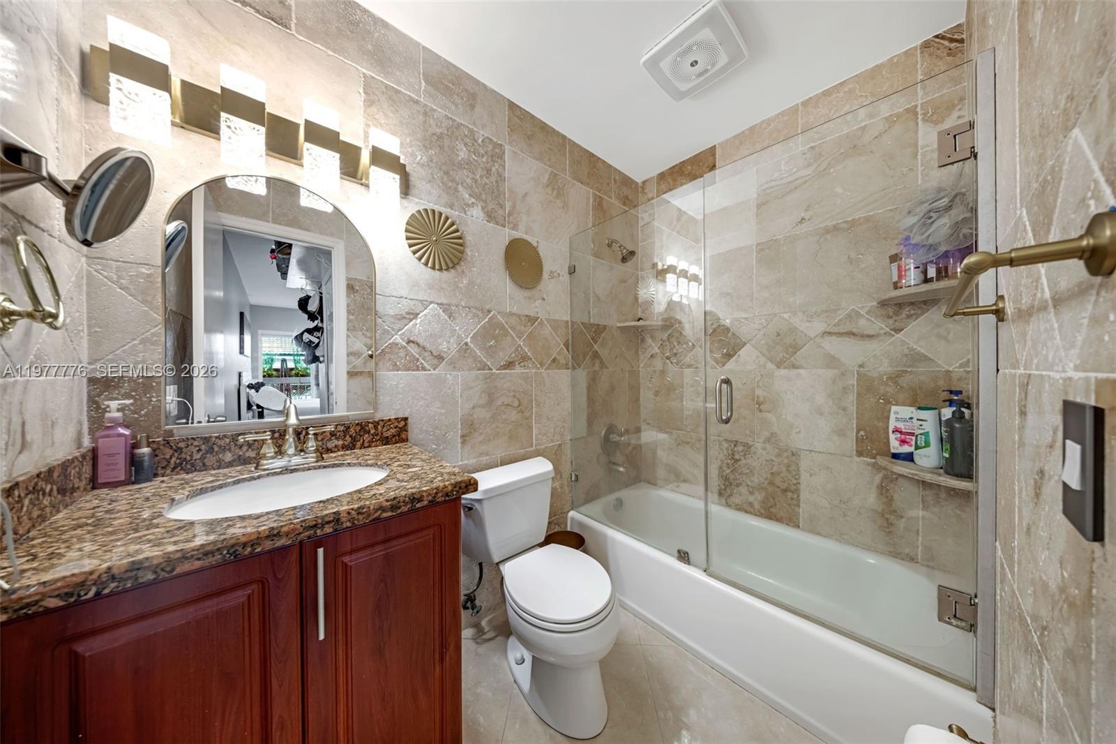 BLACK CREEK VILLAS - Residential