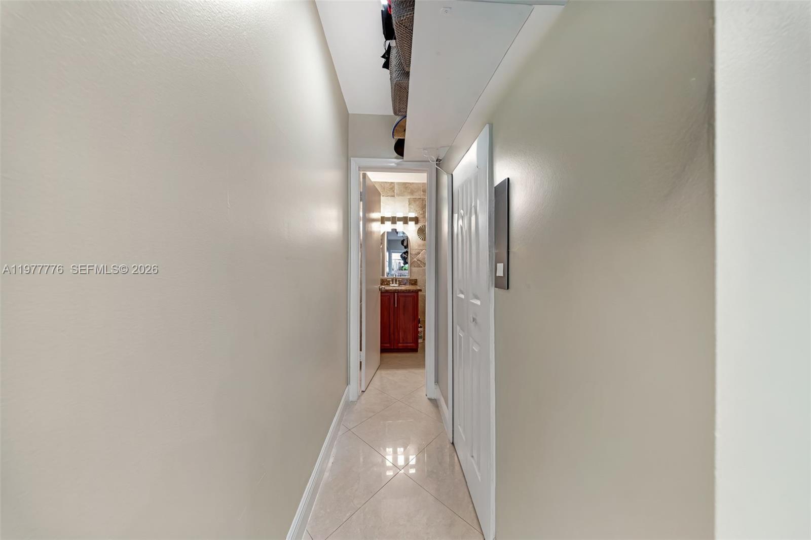 BLACK CREEK VILLAS - Residential