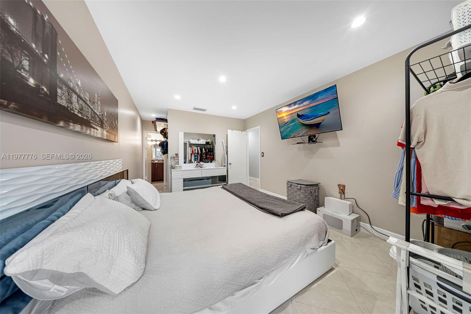 BLACK CREEK VILLAS - Residential