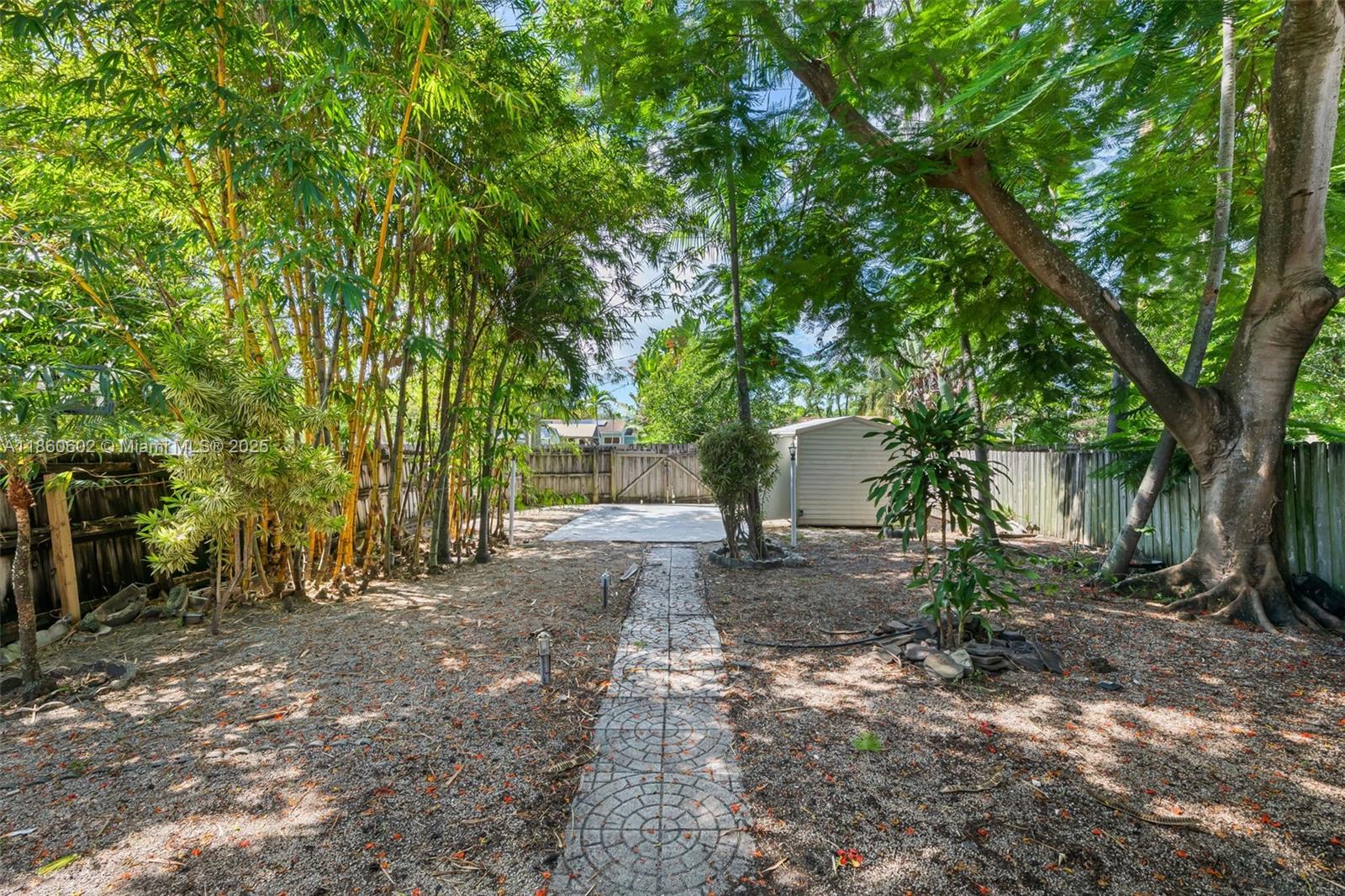 HOLLYWOOD SOUTH SIDE ADD - Residential