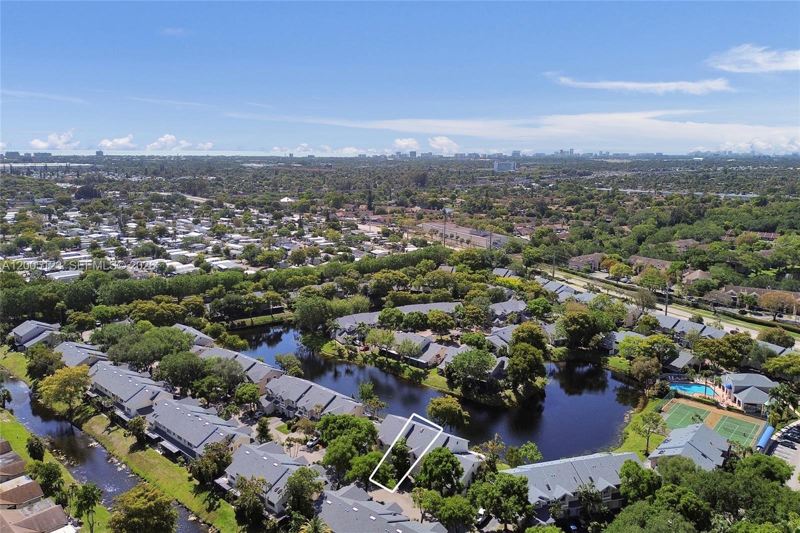 CORAL POINT NORTH - Residential