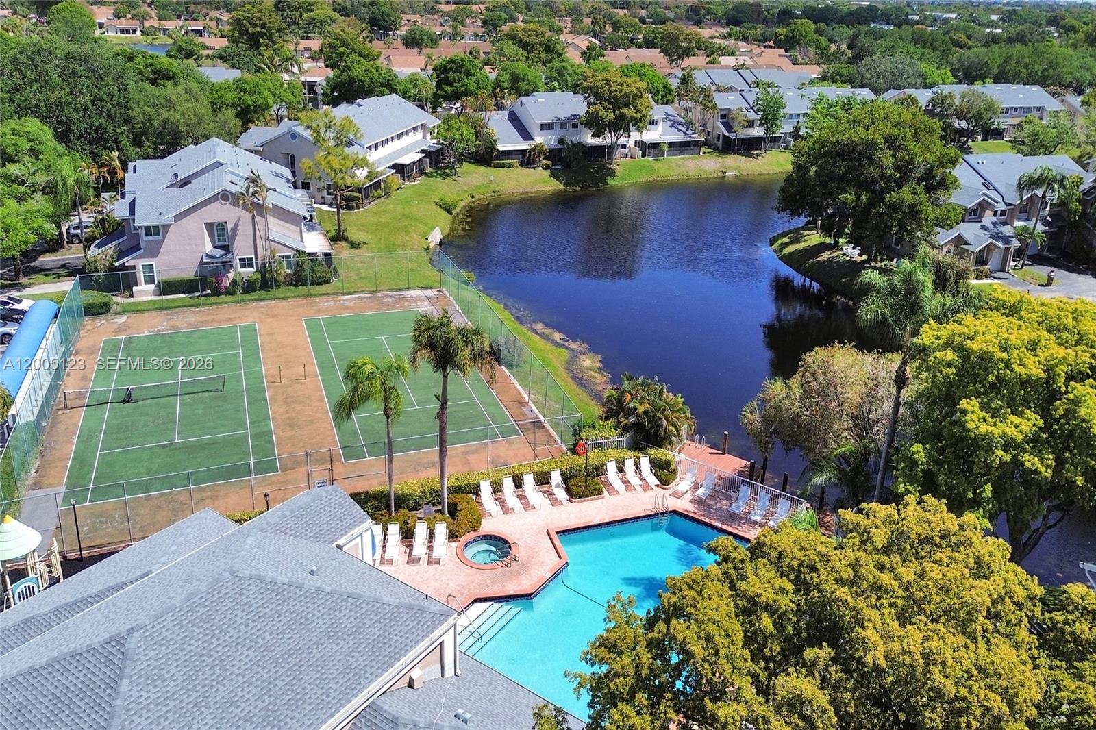 CORAL POINT NORTH - Residential