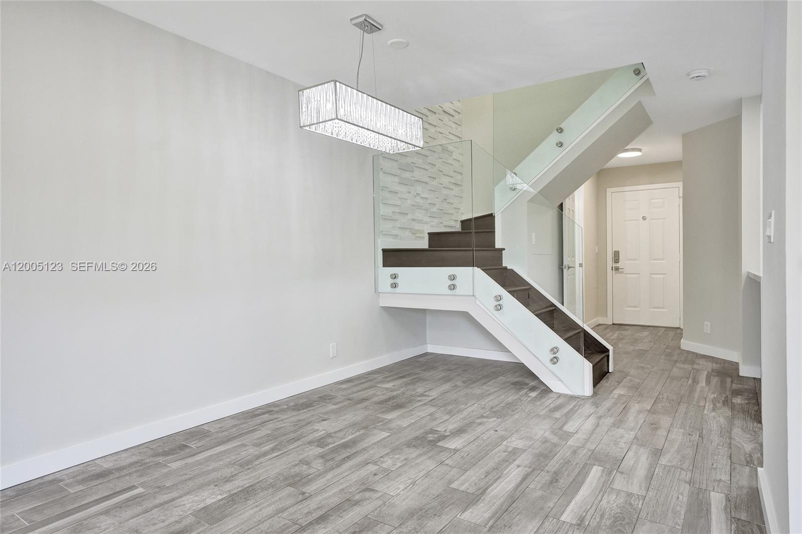 CORAL POINT NORTH - Residential