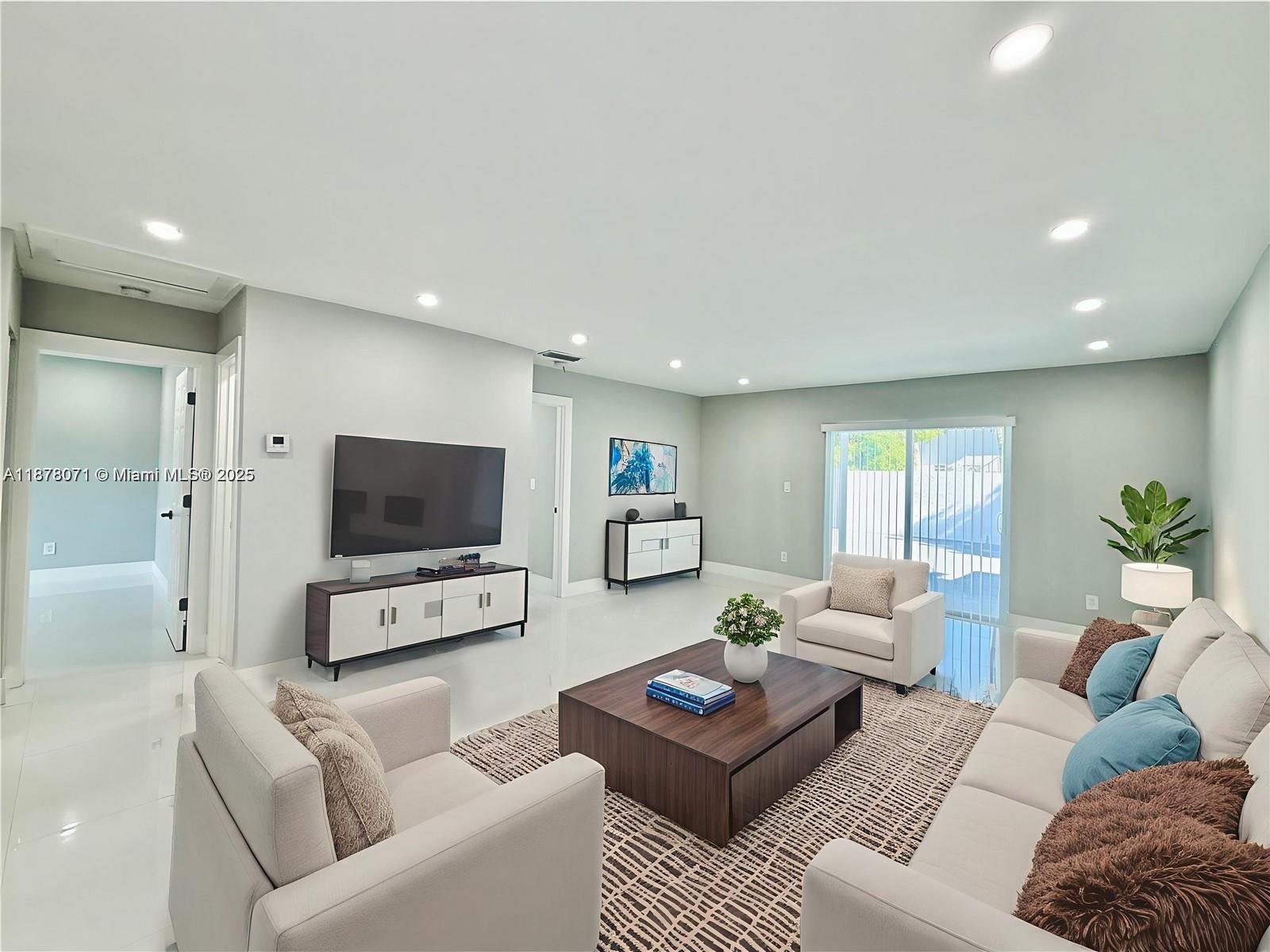 KARLAN TOWNHOUSES SUB - Residential