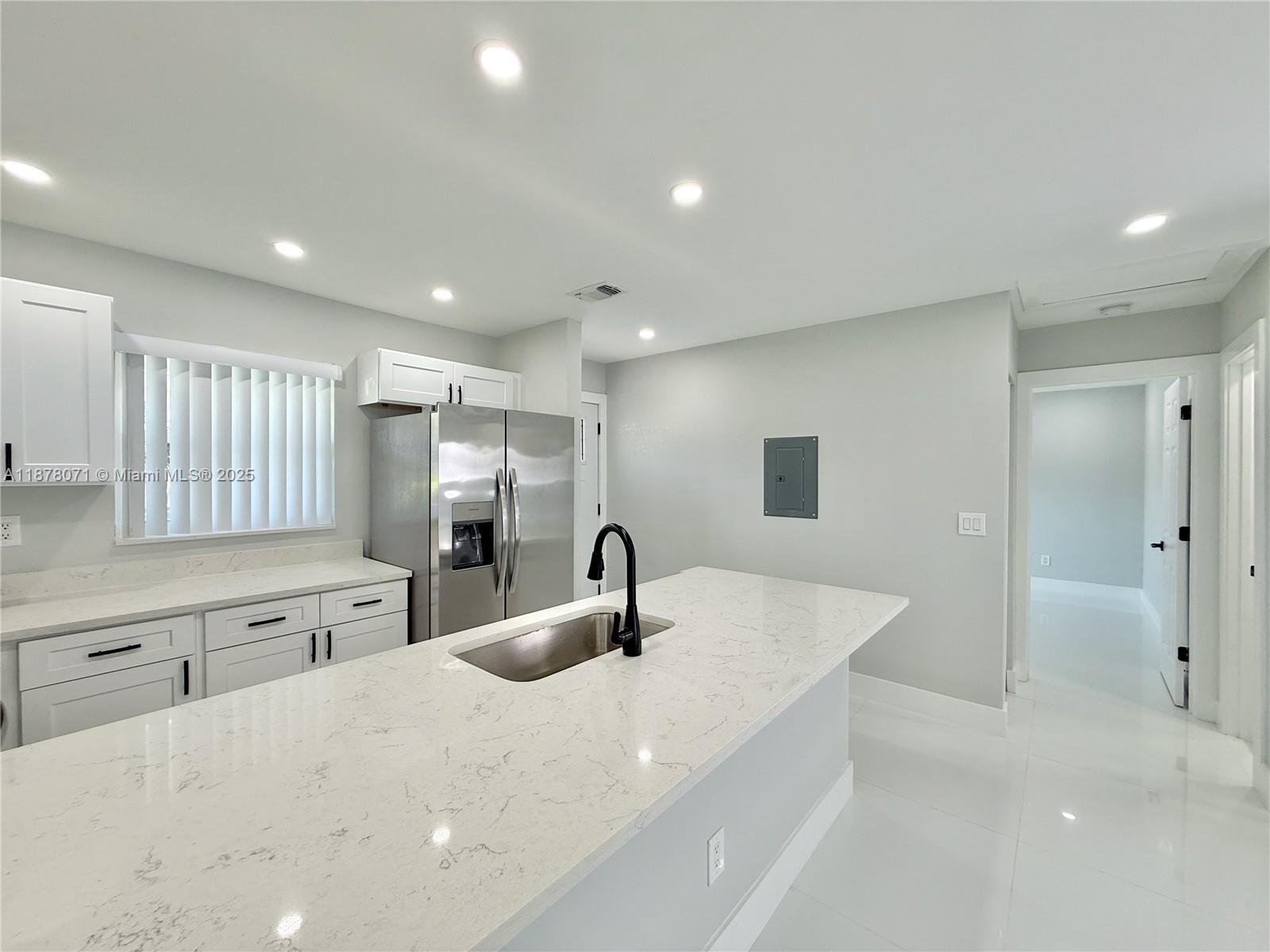 KARLAN TOWNHOUSES SUB - Residential