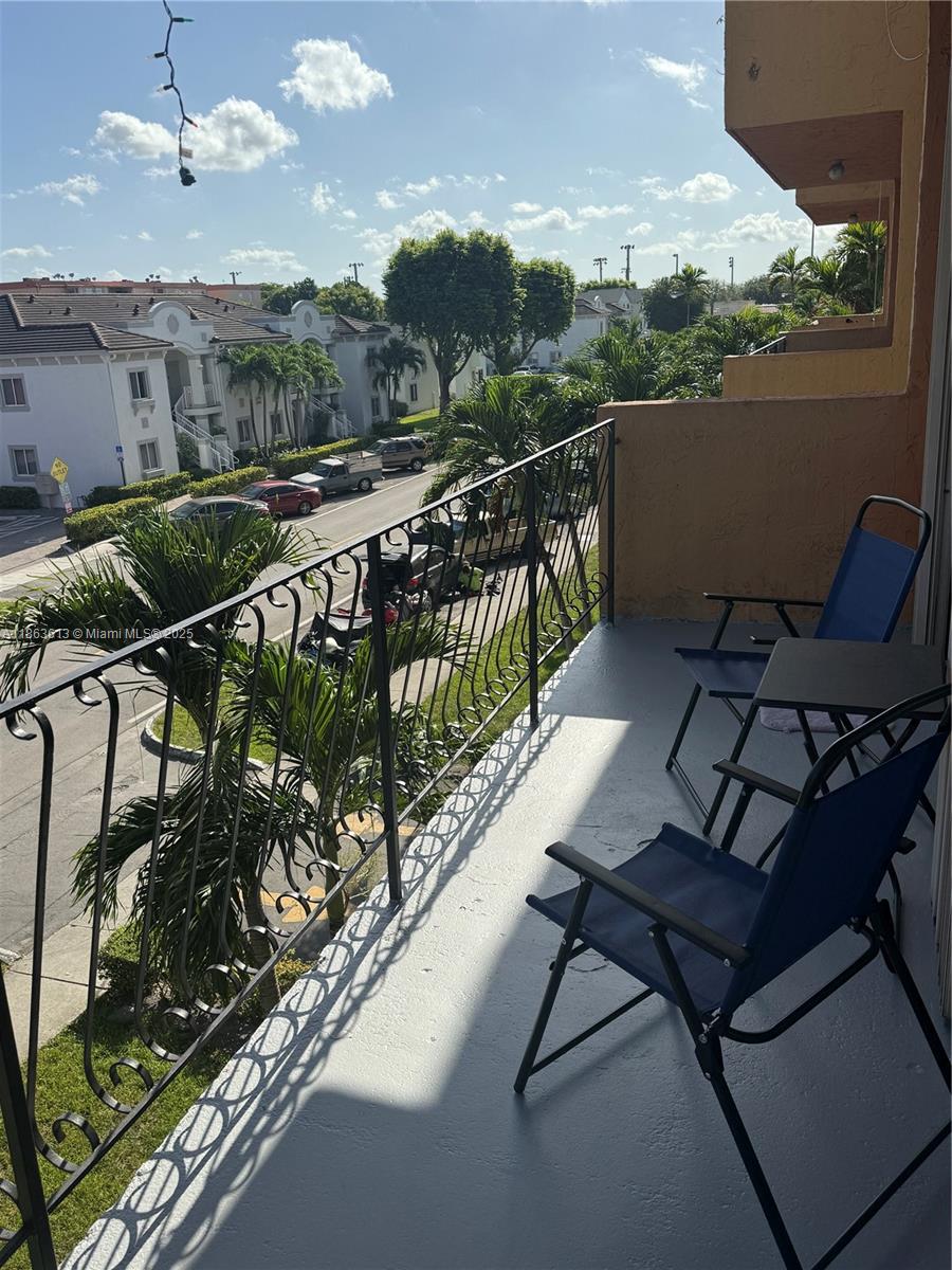 WESTLAND EDEN CONDO II - Residential