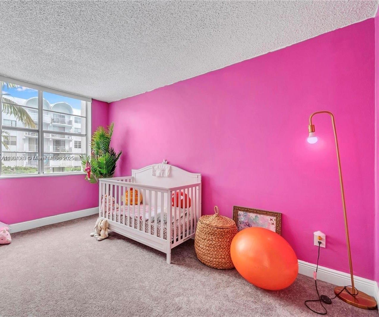 MONTECARLO CONDO - Residential