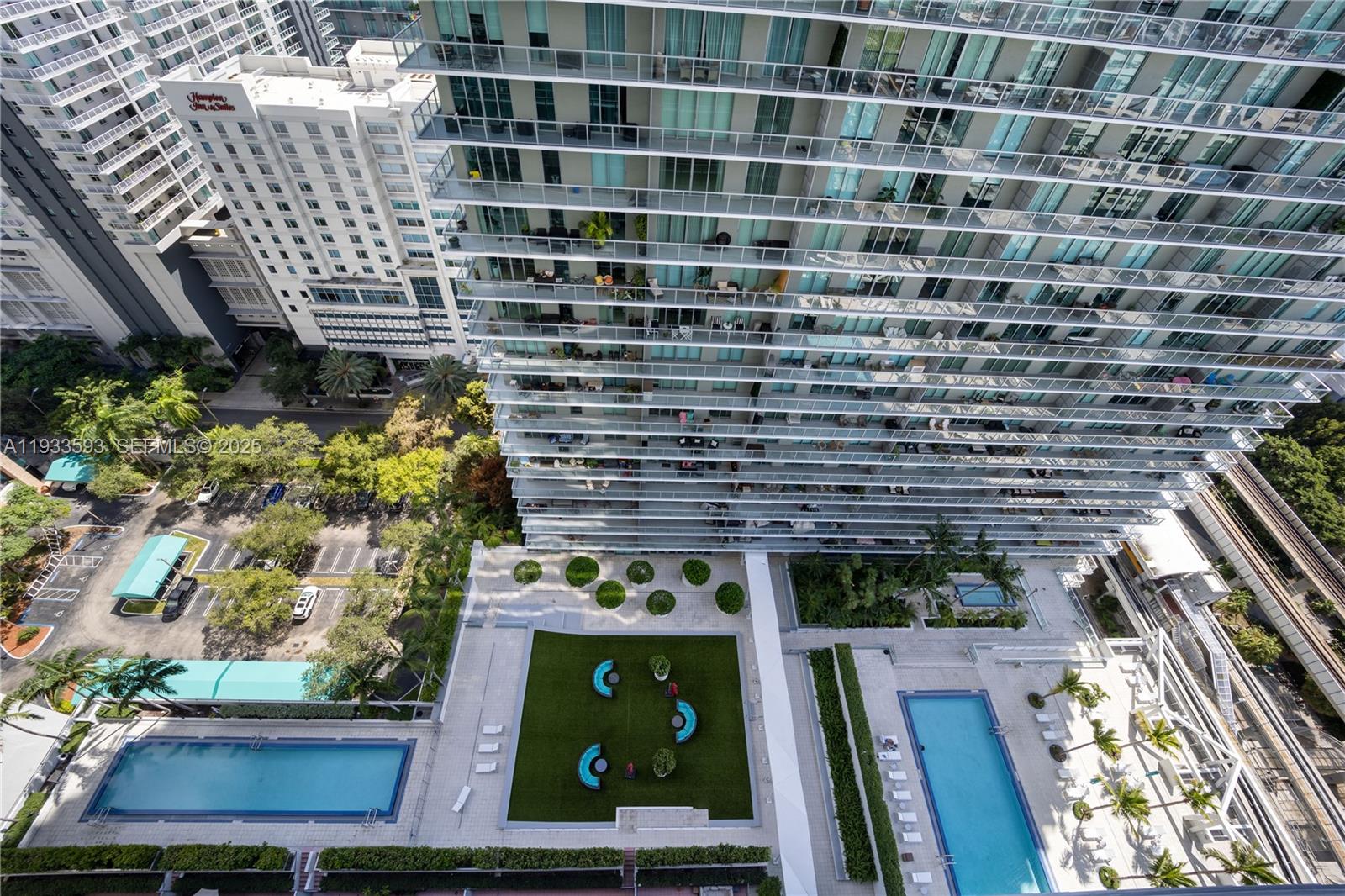 THE AXIS ON BRICKELL II C - Residential