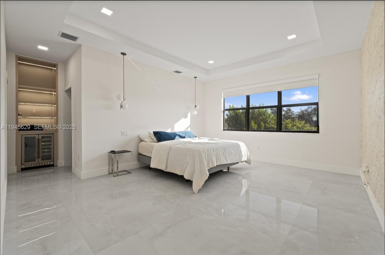 TUSCAN ISLES - Residential