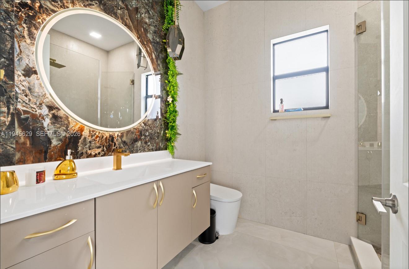 TUSCAN ISLES - Residential