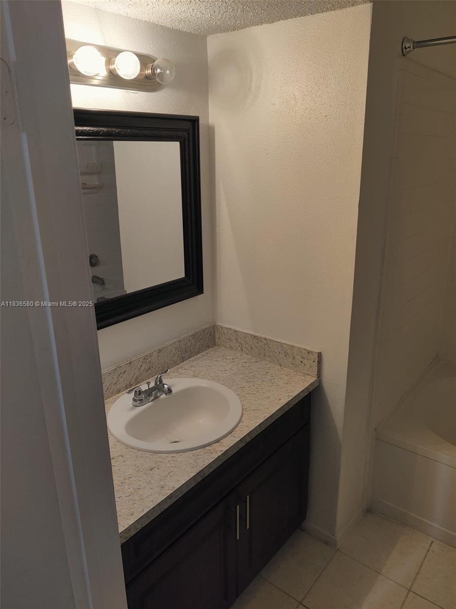 CORAL CLUB GARDEN VILLAS - Residential