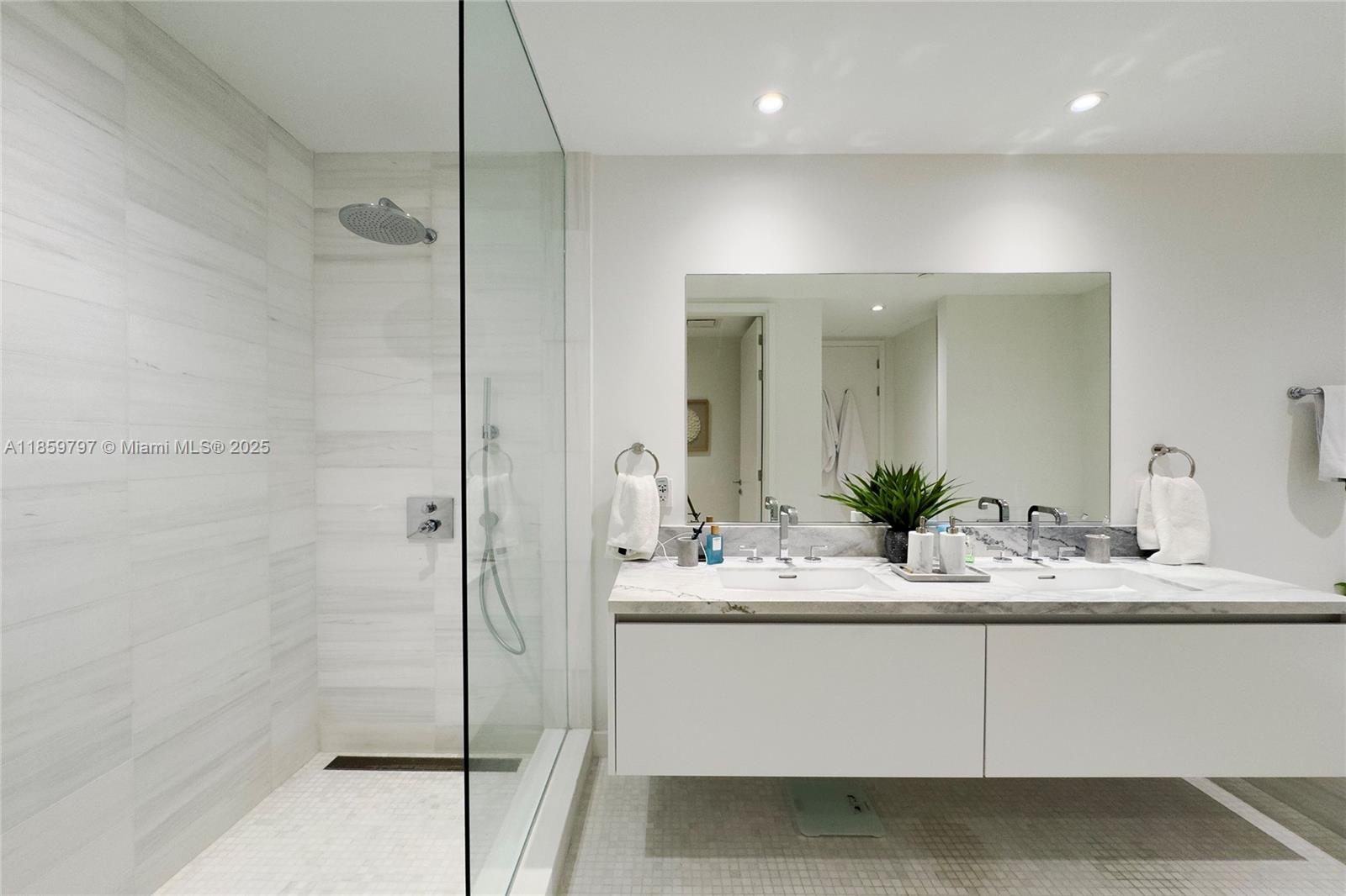 MISSONI BAIA - Residential Lease