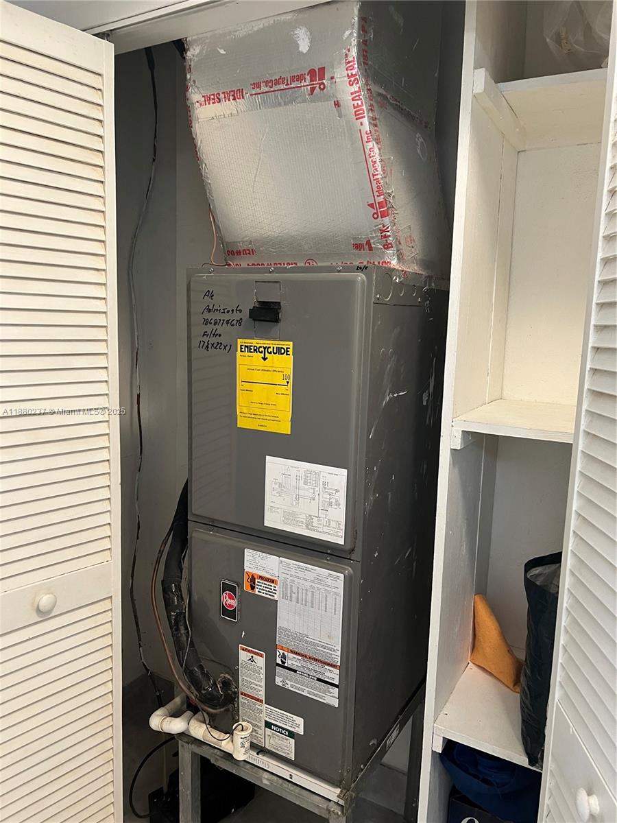 LINCOLN TOWERS CONDO - Residential