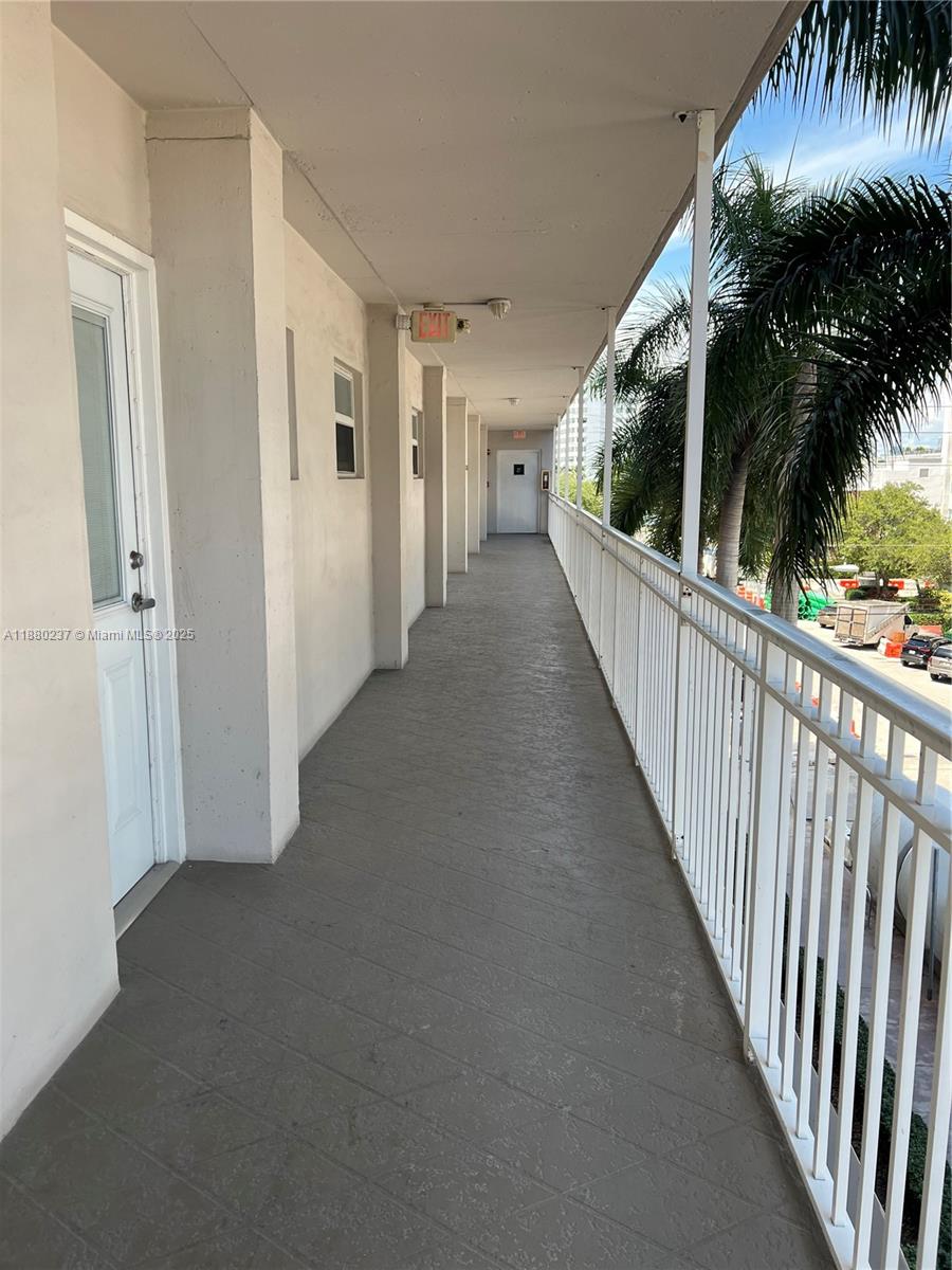 LINCOLN TOWERS CONDO - Residential