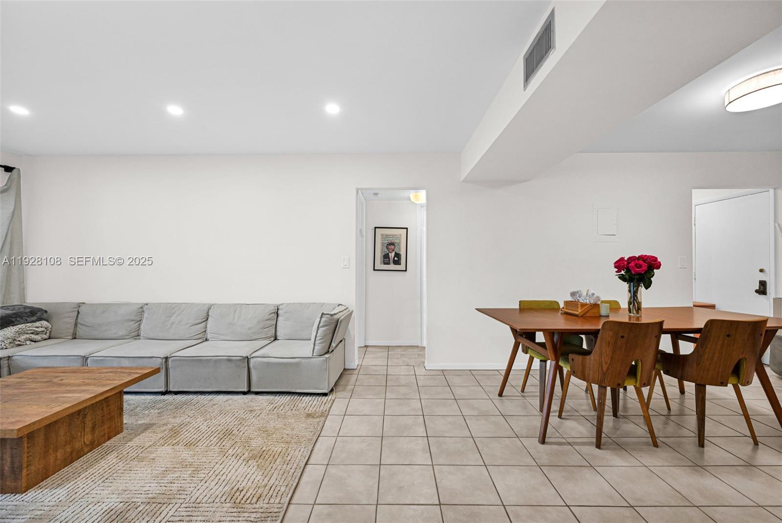 View photos, virtual tours, details... 4020 N Hills Dr 29