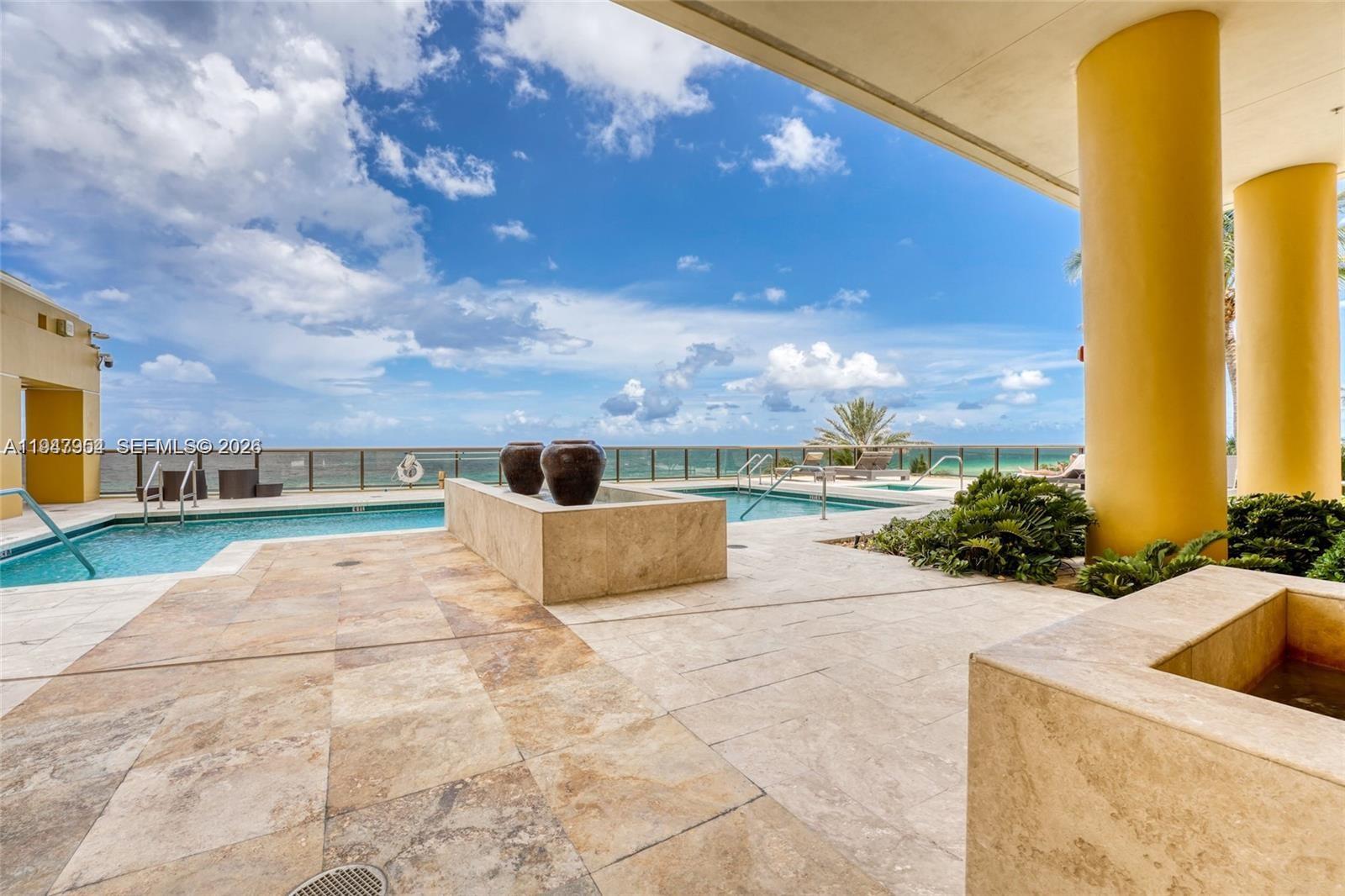 SAYAN CONDO - Residential