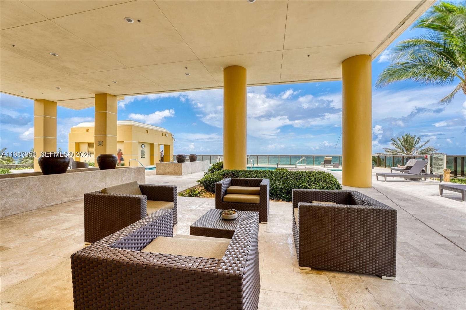 SAYAN CONDO - Residential