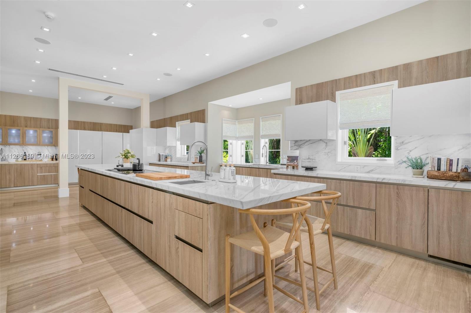 GABLES ESTATES NO 2 - Residential