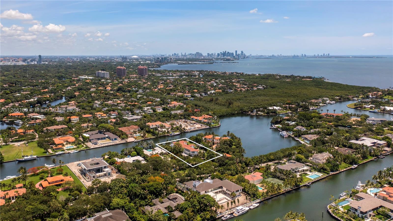 GABLES ESTATES NO 2 - Residential