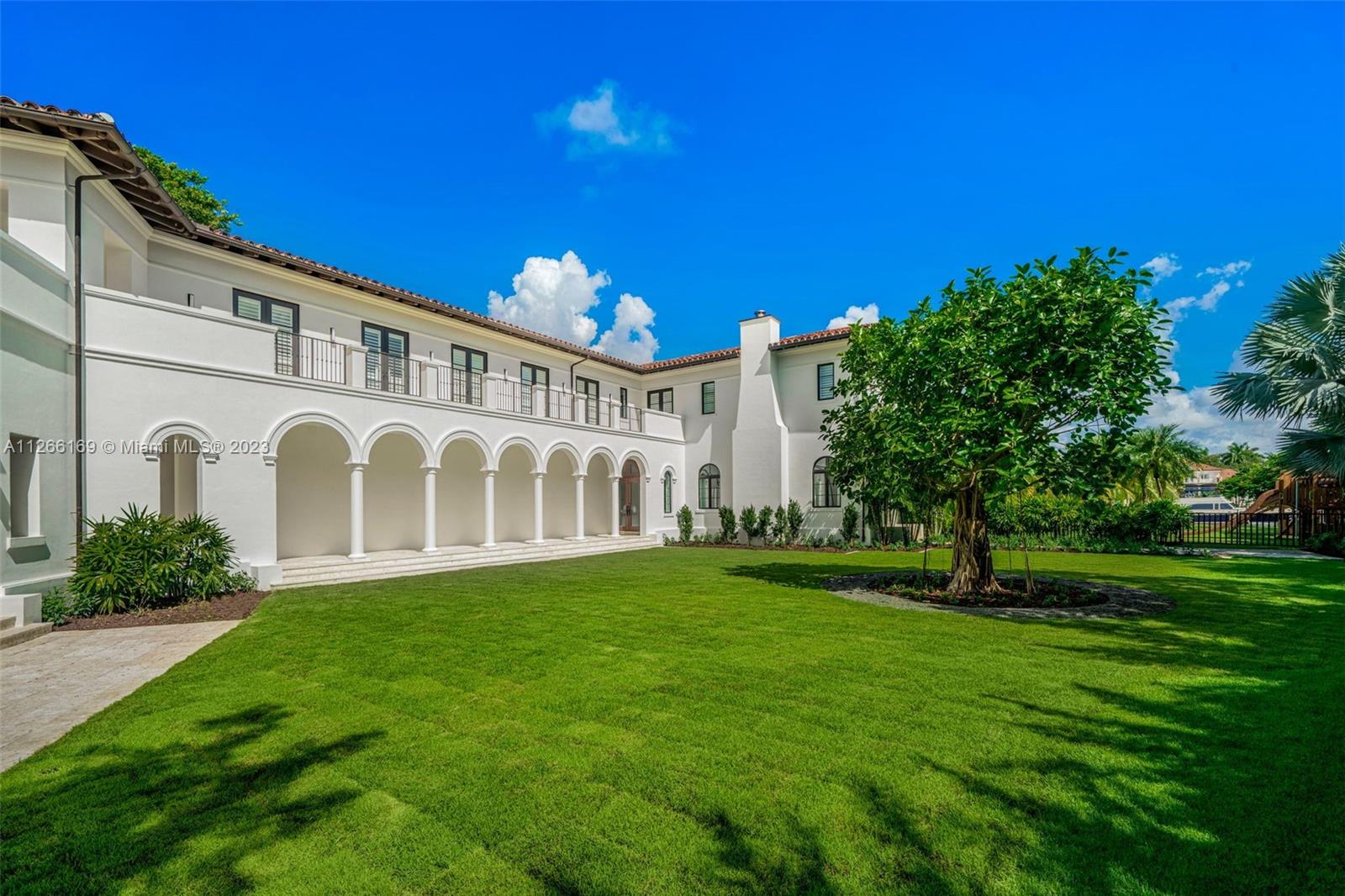 GABLES ESTATES NO 2 - Residential