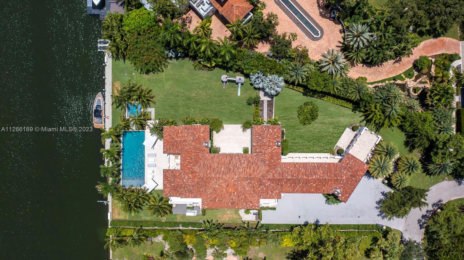 GABLES ESTATES NO 2 - Residential