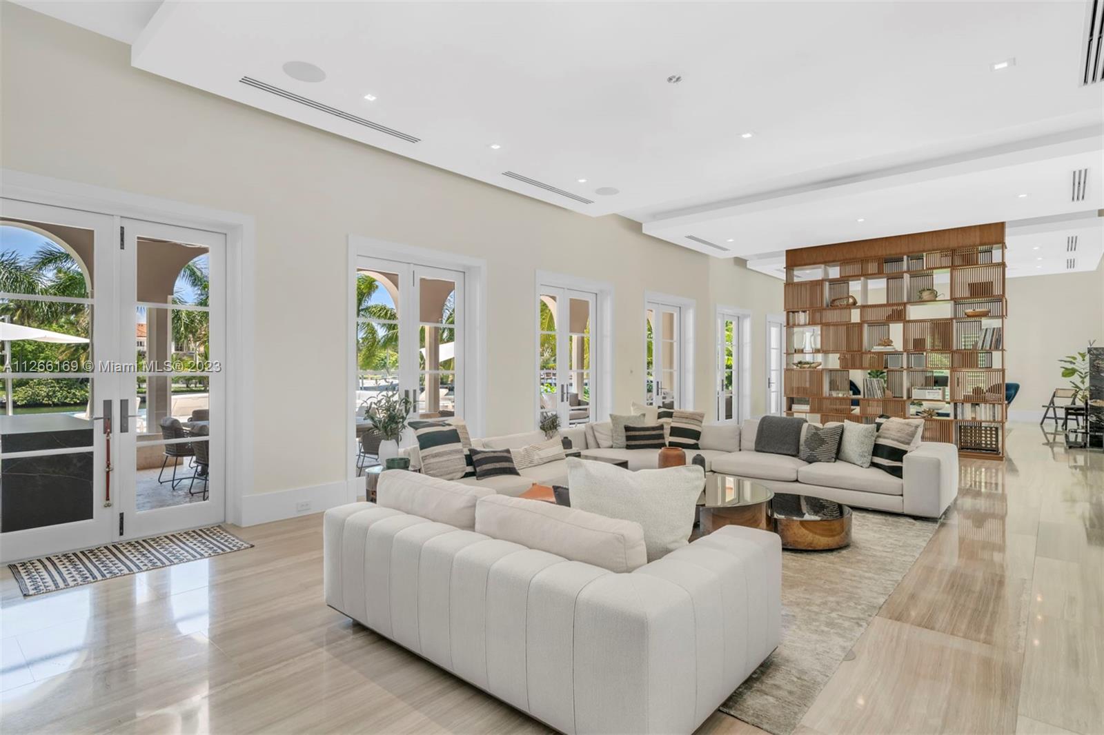GABLES ESTATES NO 2 - Residential