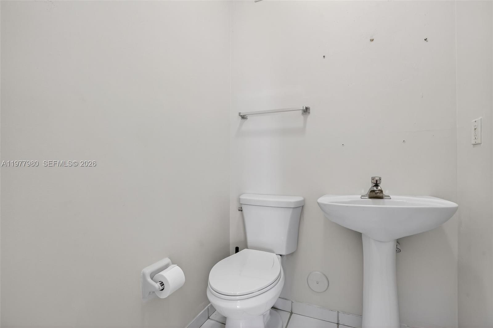 TOWNGATE CONDO FOUR - Residential