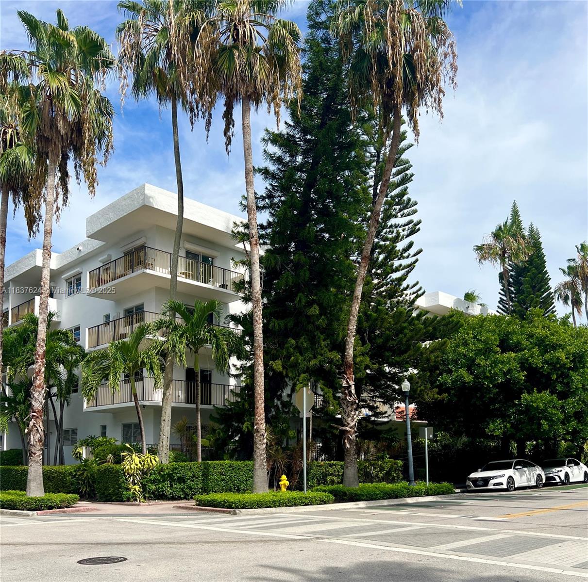 Live three blocks from the ocean. This one-bed features an open kitchen and a large living room. A new Stove/Oven, a new Dishwasher, and a New Air Conditioner. Completely updated Bathroom. Enjoy the garden balcony. The bedroom is a generous size with a walk-in closet. Gated parking is included. The laundry room is conveniently located steps from the unit. Great news, the building has completed its 40-year recertification, and the 50th is due in 2028! The building has done the SIRS report. The reserve is fully funded, and the insurance is fully funded. All assessments have been paid. Please review the attachments for all the work that has been completed. Renting is allowed.