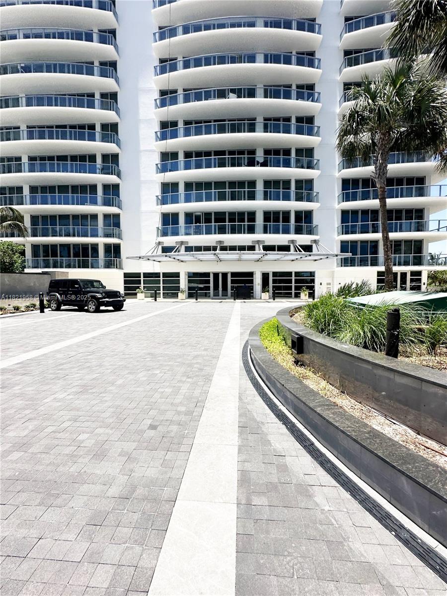 AMRIT OCEAN RESORT 2 CONDO - Residential Lease