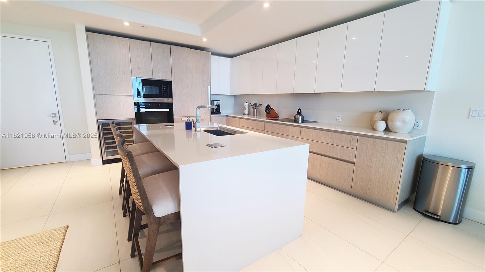 AMRIT OCEAN RESORT 2 CONDO - Residential Lease