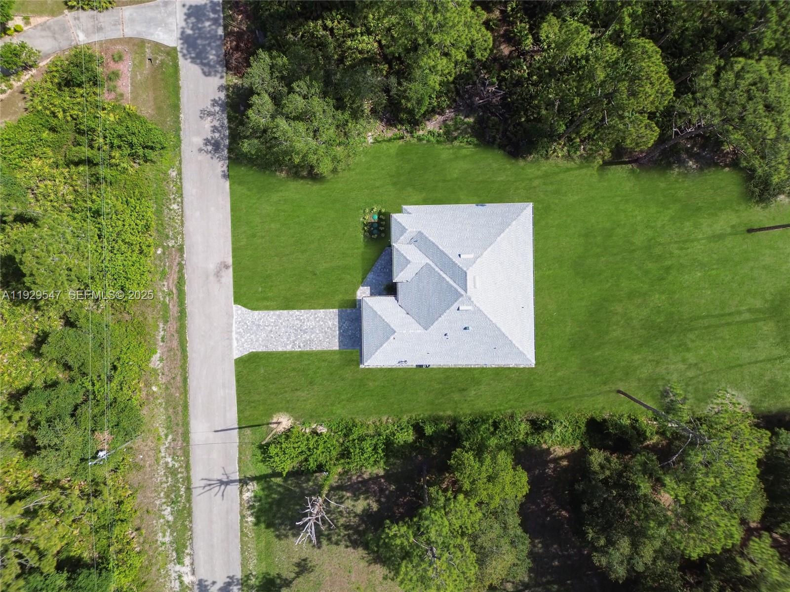 LEEHIGH ACRES - Residential