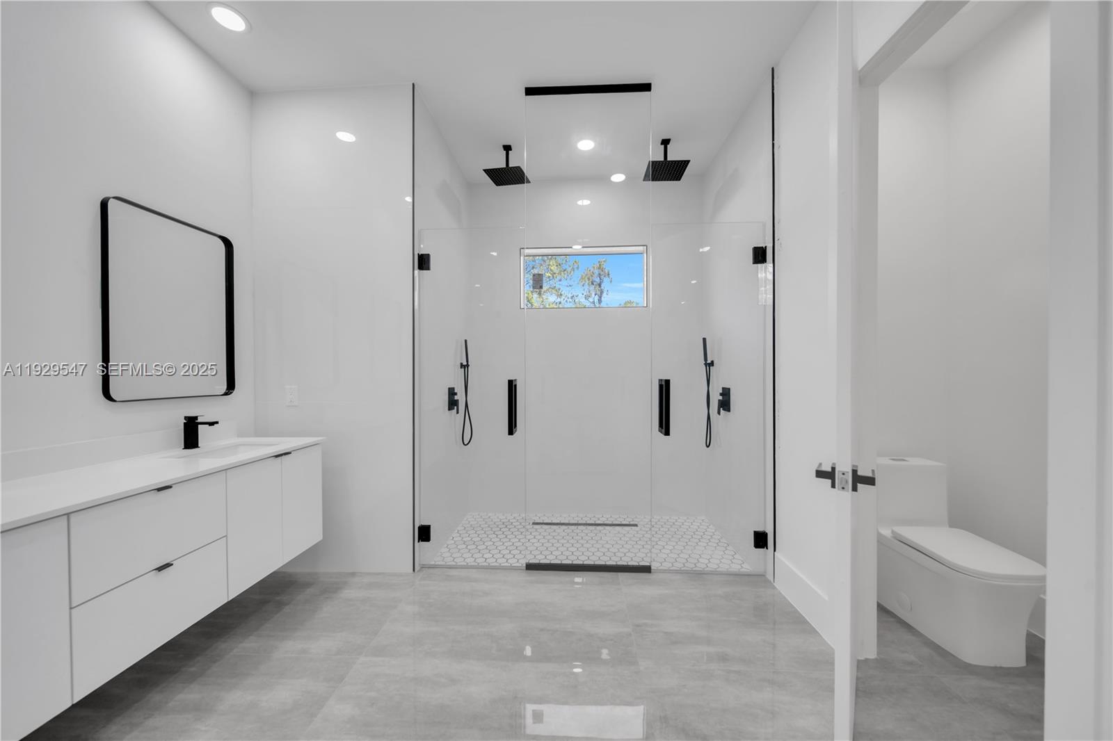 LEEHIGH ACRES - Residential