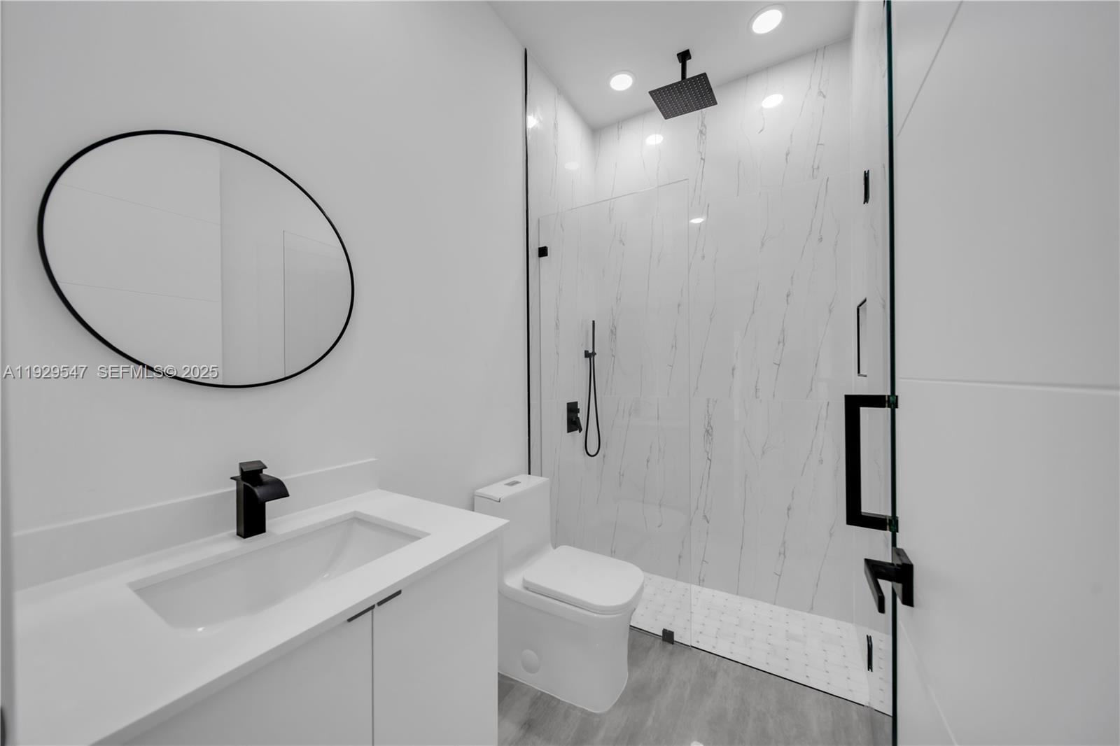 LEEHIGH ACRES - Residential