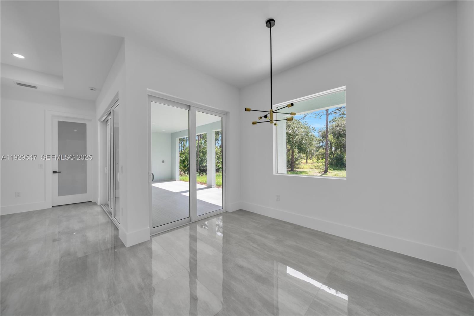 LEEHIGH ACRES - Residential