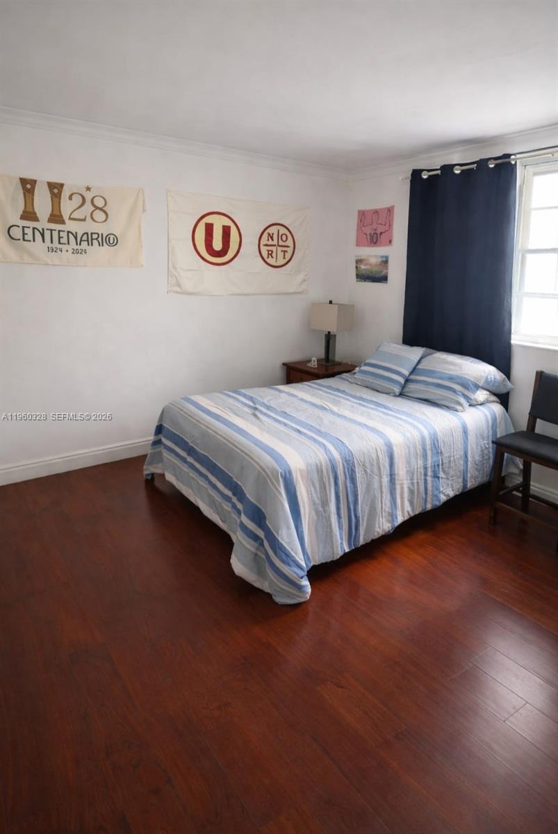 THREE HORIZONS NORTH COND - Residential