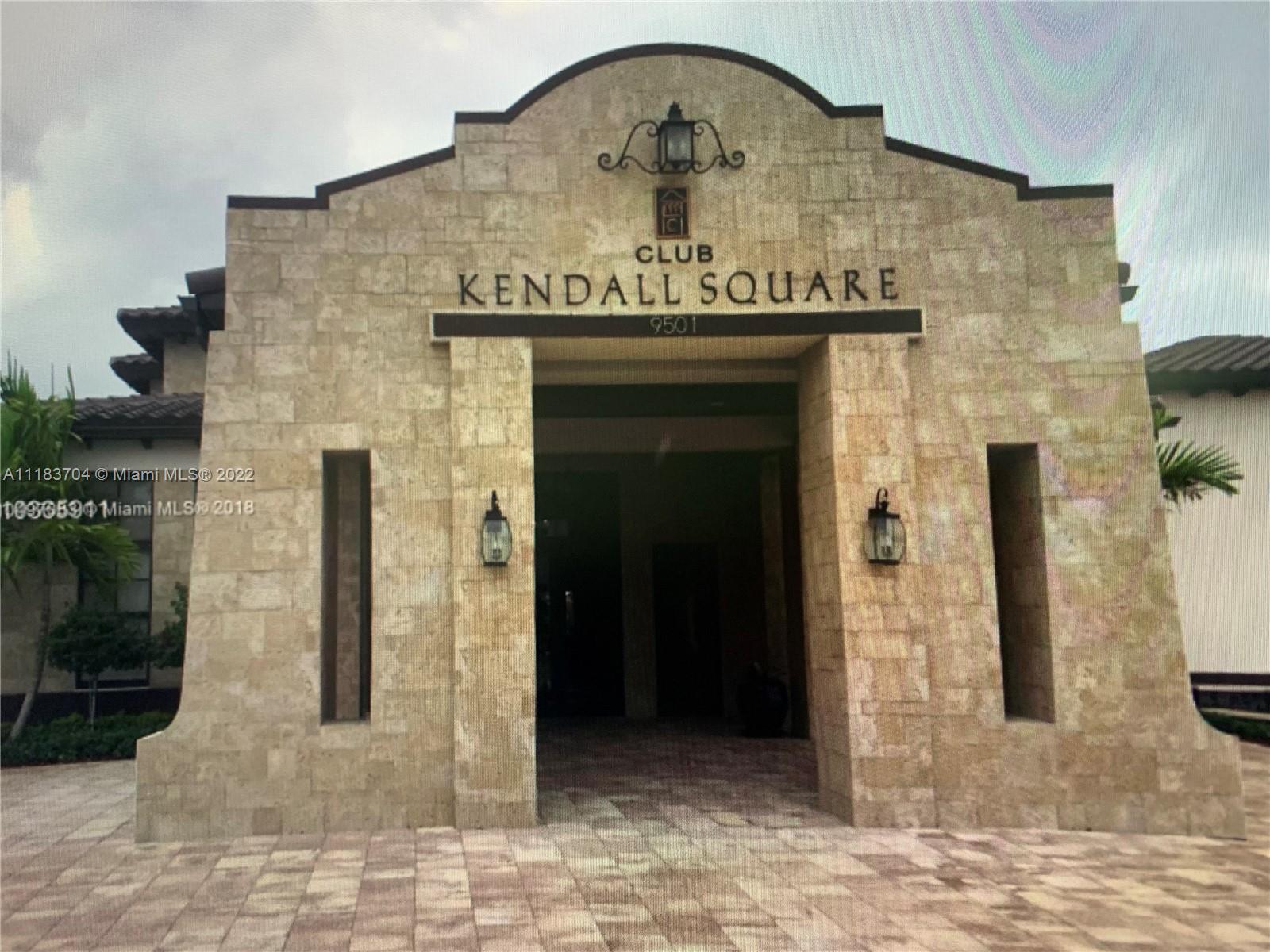 KENDALL COMMONS TOWNHOMES - Residential Lease