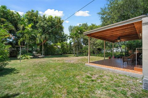 Tiny photo for 2750 NW 4th St, Miami, FL 33125 (MLS # A12041361)