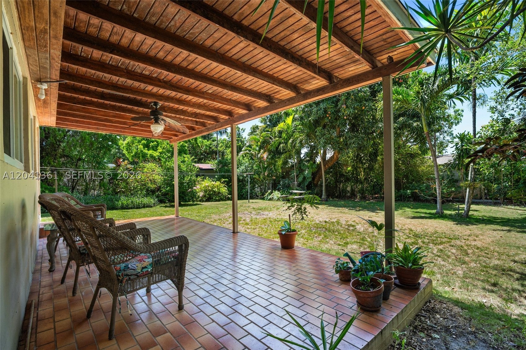 2750 NW 4th St