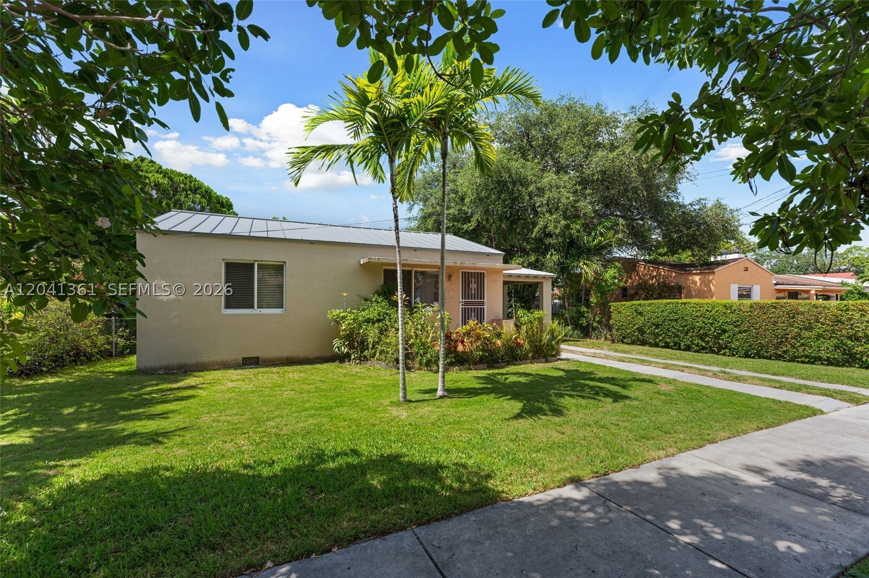 2750 NW 4th St