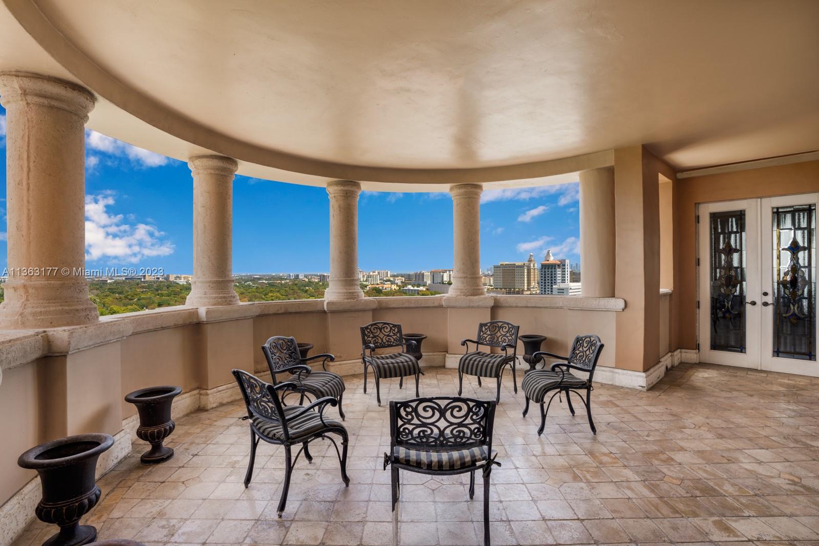 SEGOVIA TOWER CONDO - Residential