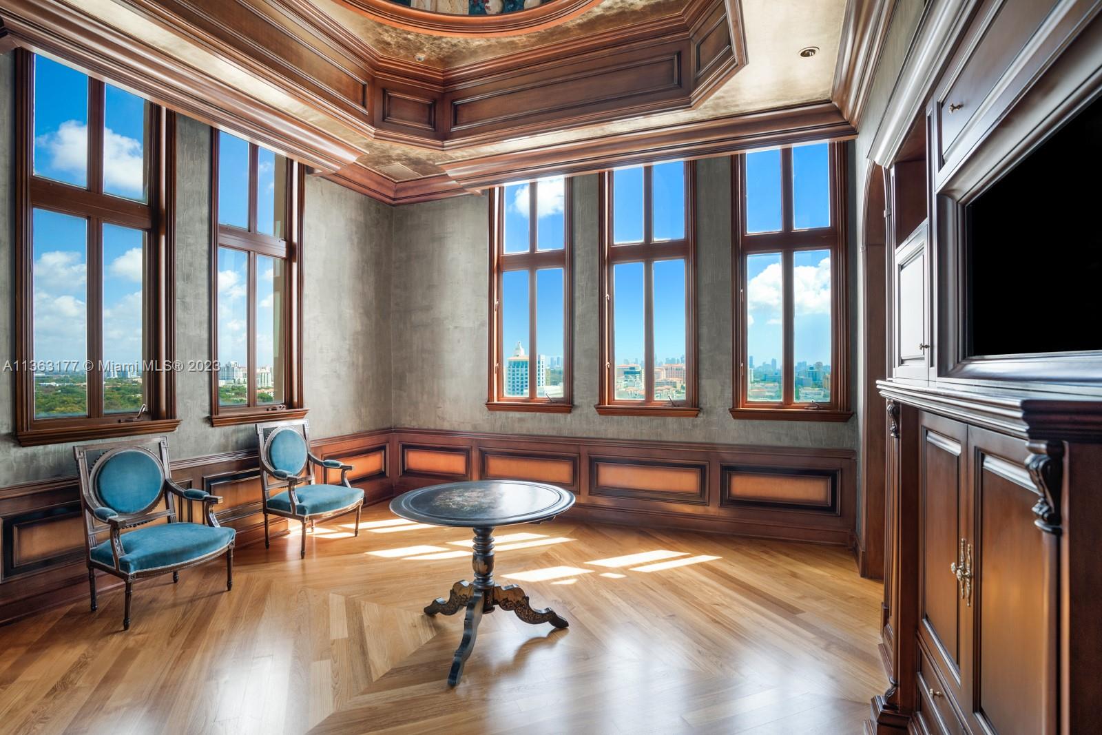 SEGOVIA TOWER CONDO - Residential