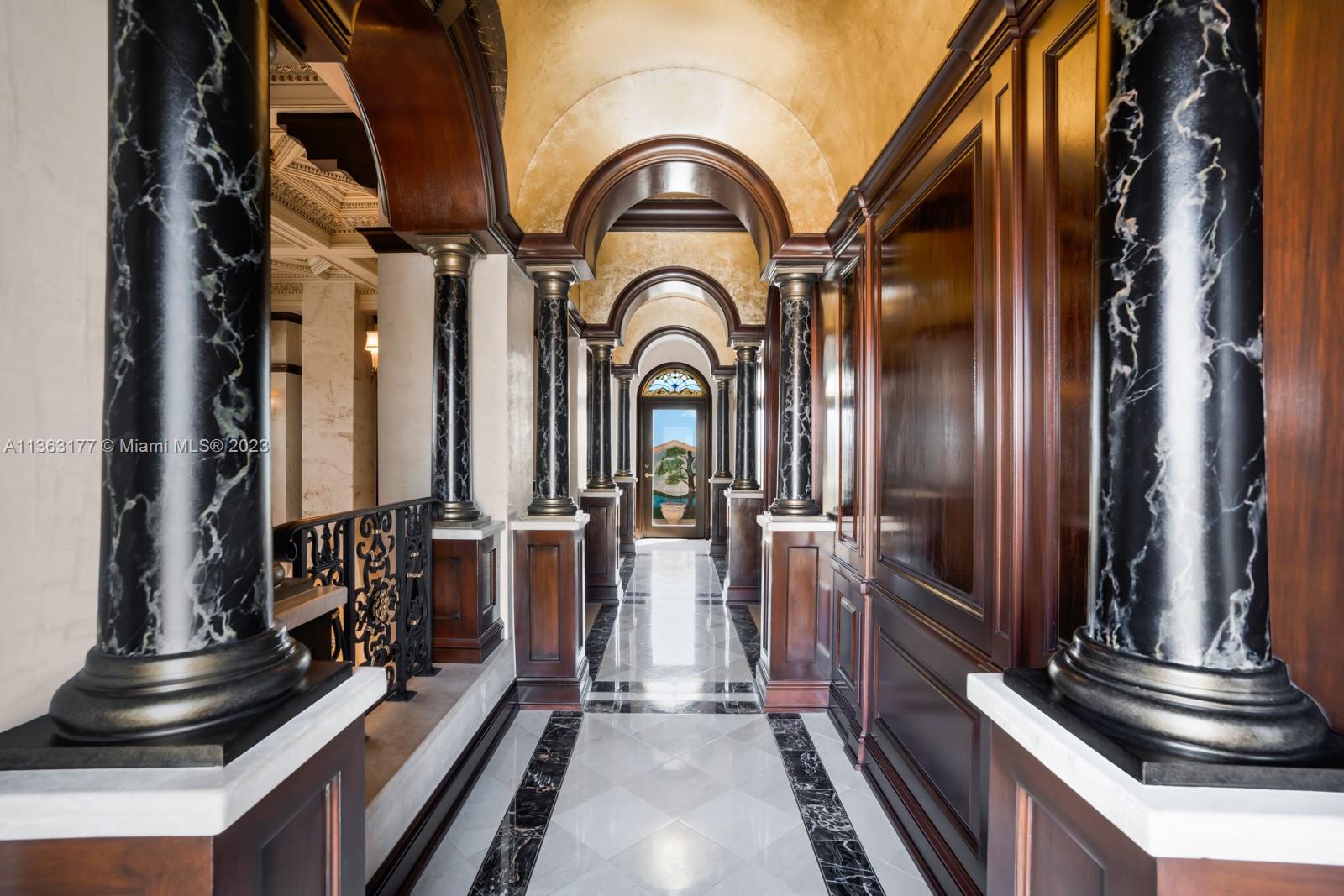 SEGOVIA TOWER CONDO - Residential