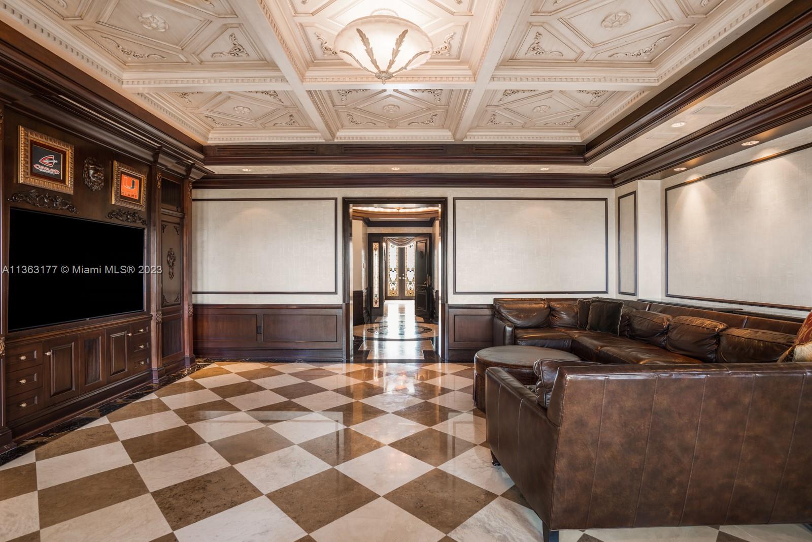 SEGOVIA TOWER CONDO - Residential