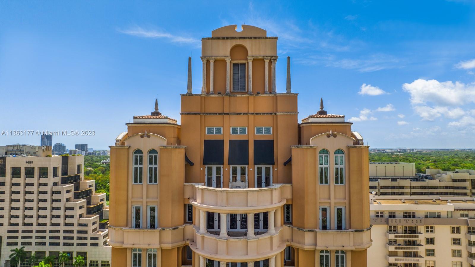 SEGOVIA TOWER CONDO - Residential