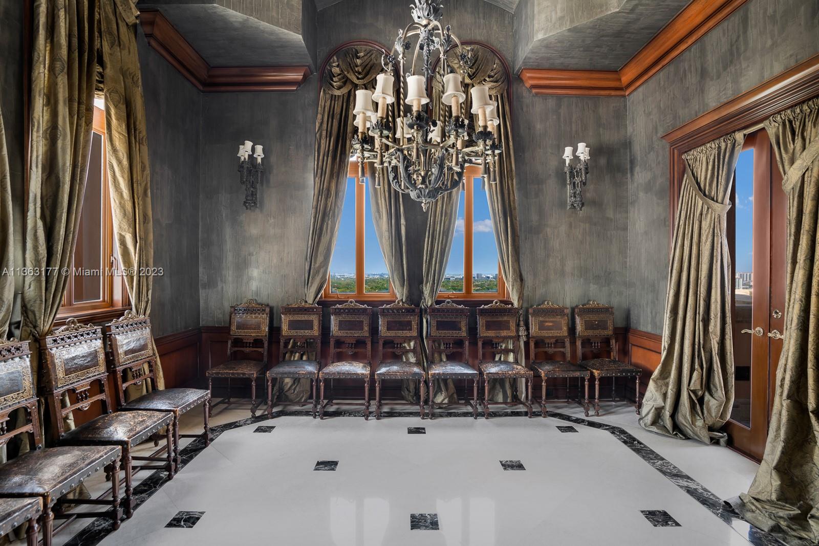 SEGOVIA TOWER CONDO - Residential